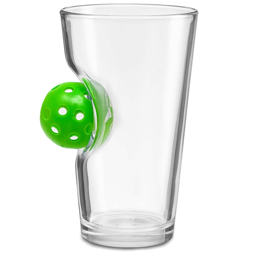 https://benshot.com/cdn/shop/products/benshot-pickleball-glasses-378929_1600x.jpg?v=1700539399